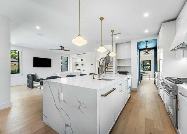 Property at 338 Cornell Dr, Lake Worth Beach, FL 33460, 3 beds, 3.5 baths