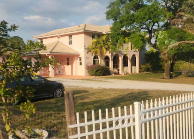 Property at 16975 83rd Pl N, The Acreage, FL 33470, 4 beds, 3.5 baths