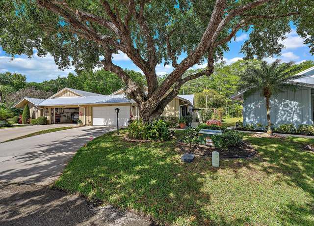 Property at 13182 SE Crooked Stick Ln, Hobe Sound, FL 33455, 2 beds, 2 baths