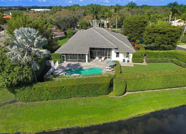 Property at 3630 Jappeloup Ln, Wellington, FL 33414, 3 beds, 3.5 baths