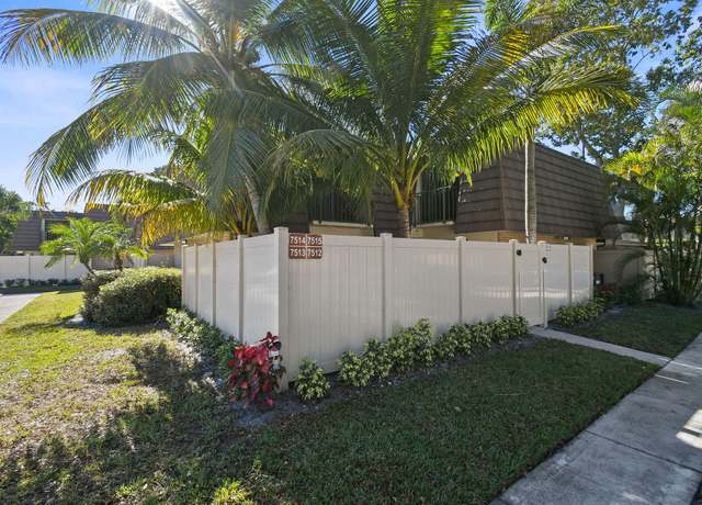 Property at 7513 75th Way, West Palm Beach, FL 33407, 2 beds, 2.5 baths