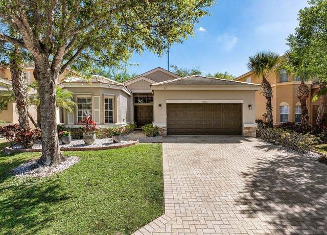 Property at 10322 Old Winston Ct, Lake Worth, FL 33449, 3 beds, 2 baths