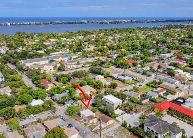 Property at 701 S J St, Lake Worth Beach, FL 33460, 4 beds, 3 baths