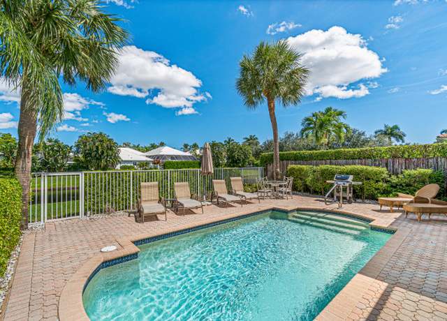 Property at 6231 San Michel Way, Delray Beach, FL 33484, 2 beds, 2.5 baths