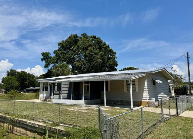 Property at 9171 SE 59th Dr, Okeechobee, FL 34974, 3 beds, 2 baths