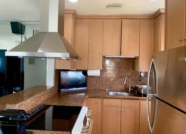 Property at 181 Waltham H, West Palm Beach, FL 33417, 2 beds, 1.5 baths