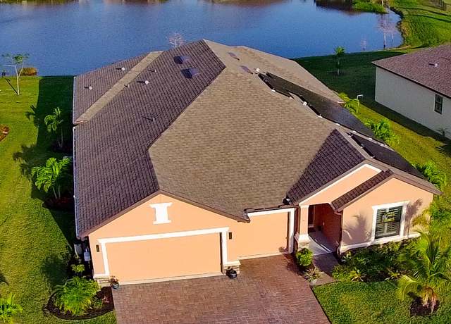 Property at 90 56th Ct, Vero Beach, FL 32968, 4 beds, 3.5 baths
