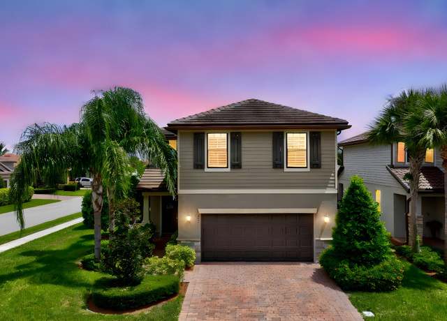 Property at 593 SE Monet Dr, Port Saint Lucie, FL 34984, 4 beds, 3.5 baths