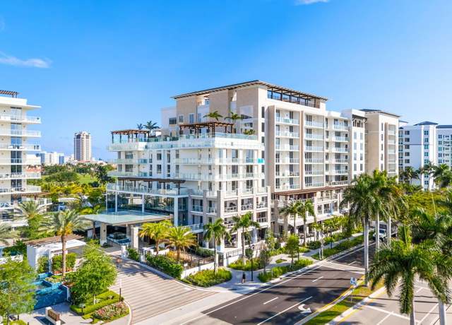 Property at 220 SE Mizner Blvd #418, Boca Raton, FL 33432, 2 beds, 2.5 baths