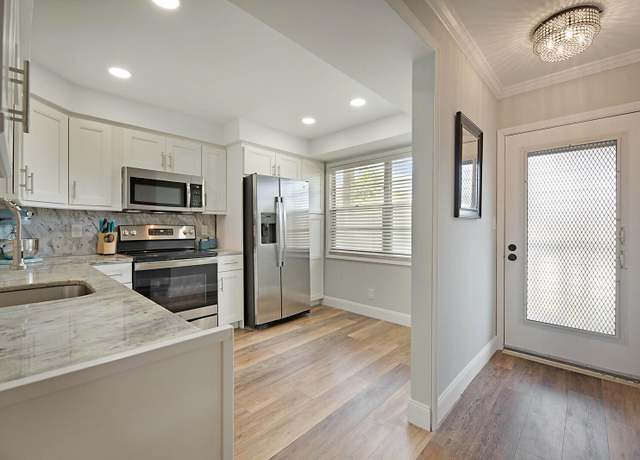 Wynmoor Condos For Sale