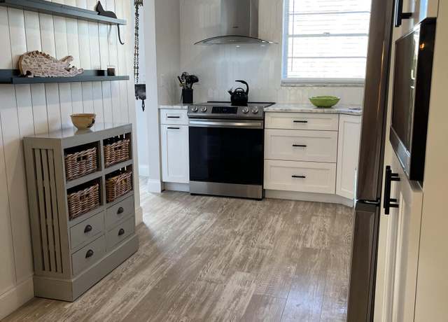Property at 18081 SE Country Club Dr #293, Jupiter, FL 33469, 1 bed, 1 bath