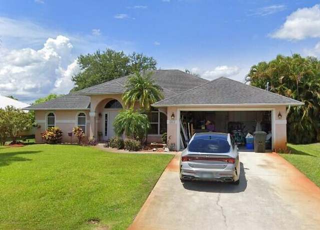 Property at 2816 SE Tate Ave, Port Saint Lucie, FL 34984, 3 beds, 2 baths