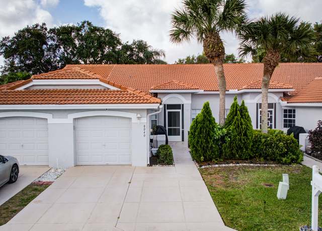 Property at 8040 Summer Shores Dr, Delray Beach, FL 33446, 2 beds, 2 baths