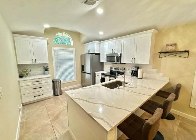 Property at 6270 Hollywood St, Jupiter, FL 33458, 3 beds, 2 baths