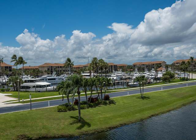 Property at 901 Seafarer Cir #306, Jupiter, FL 33477, 2 beds, 3 baths
