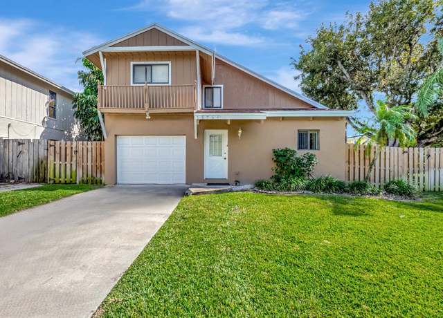 Property at 15764 SW 8th Ave, Delray Beach, FL 33444, 3 beds, 2 baths