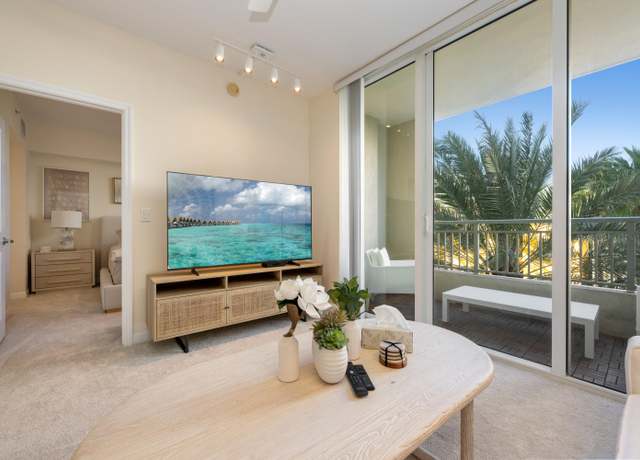 Property at 480 Hibiscus St #207, West Palm Beach, FL 33401, 1 bed, 1.5 baths