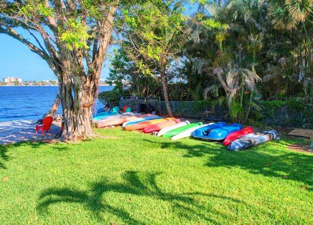 Property at 1516 S Lakeside Dr #307, Lake Worth, FL 33460, 1 bed, 1 bath