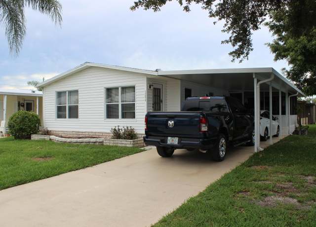 Property at 13970 Adelfa Ave Ave, Fort Pierce, FL 34951, 2 beds, 2 baths