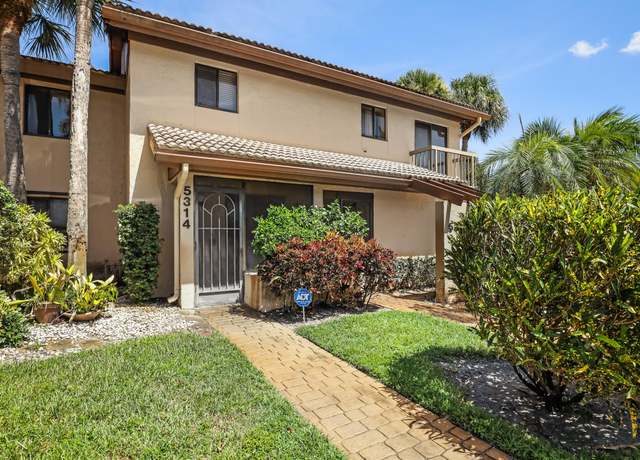 Property at 5314 Fountains Dr S, Lake Worth, FL 33467, 3 beds, 2 baths