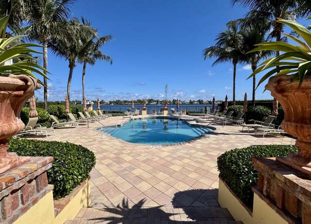 Property at 114 Las Brisas Cir, Hypoluxo, FL 33462, 3 beds, 2.5 baths