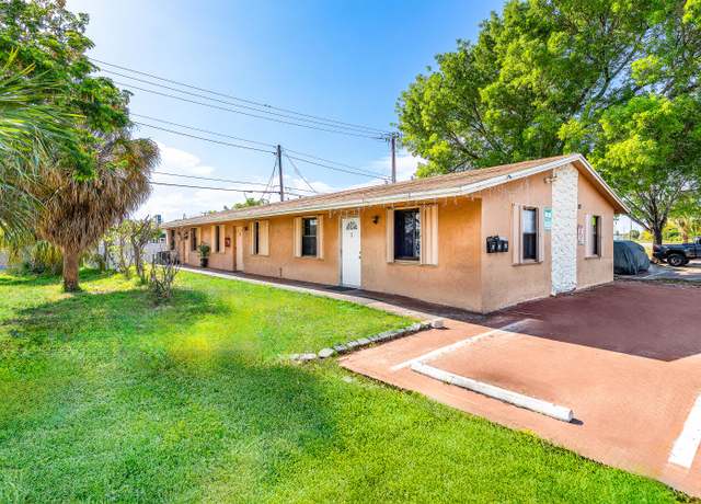 Property at 928 S H St #1, Lake Worth, FL 33460, 6 beds, 3 baths