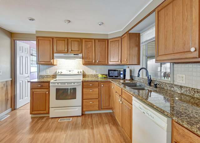 Property at 13017 Janico Bay, Boynton Beach, FL 33436, 2 beds, 2 baths