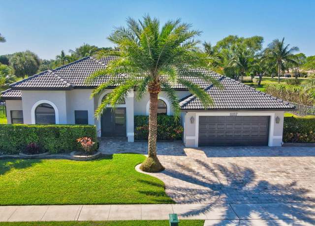 Property at 11157 Boca Woods Ln, Boca Raton, FL 33428, 3 beds, 2.5 baths