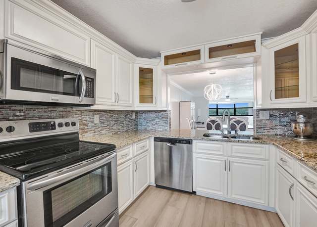Property at 2606 NW 104th Ave #304, Sunrise, FL 33322, 2 beds, 2 baths