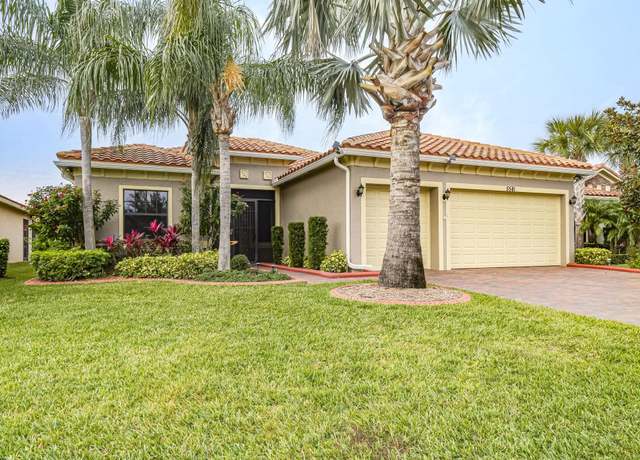 Property at 5581 51st Ave, Vero Beach, FL 32967, 3 beds, 3 baths