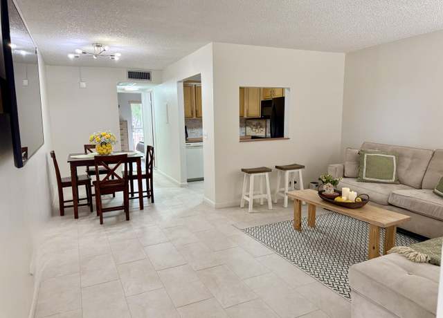 Property at 200 Village Green Cir E #310, Palm Springs, FL 33461, 1 bed, 1 bath