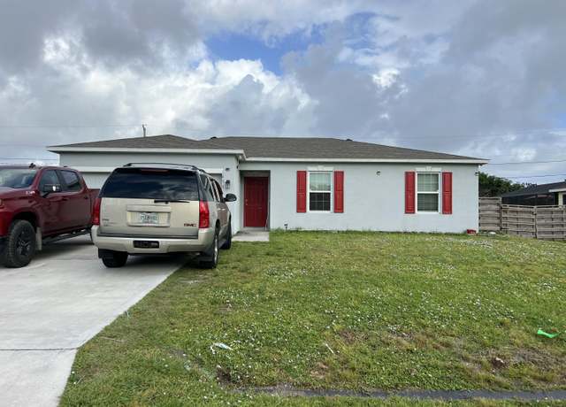 Property at 651 SW Lindsay St SW, Port Saint Lucie, FL 34953, 3 beds, 2 baths