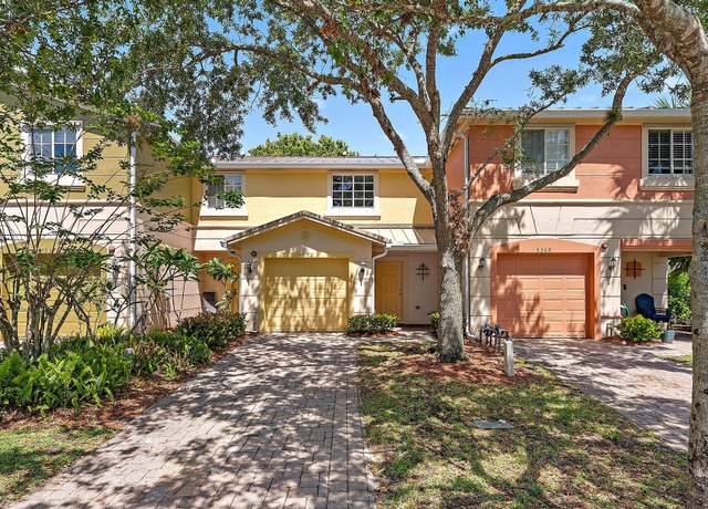 Property at 5372 SE Jennings Ln, Stuart, FL 34997, 2 beds, 2.5 baths