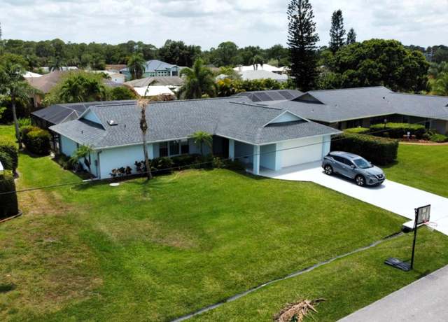 Property at 1132 SE Oriental Ave, Port Saint Lucie, FL 34952, 3 beds, 2 baths