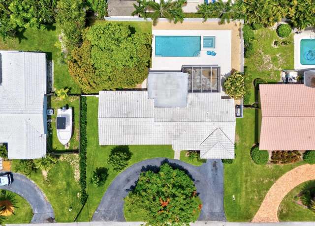 Property at 1233 SE 12th Ter, Deerfield Beach, FL 33441, 2 beds, 2 baths