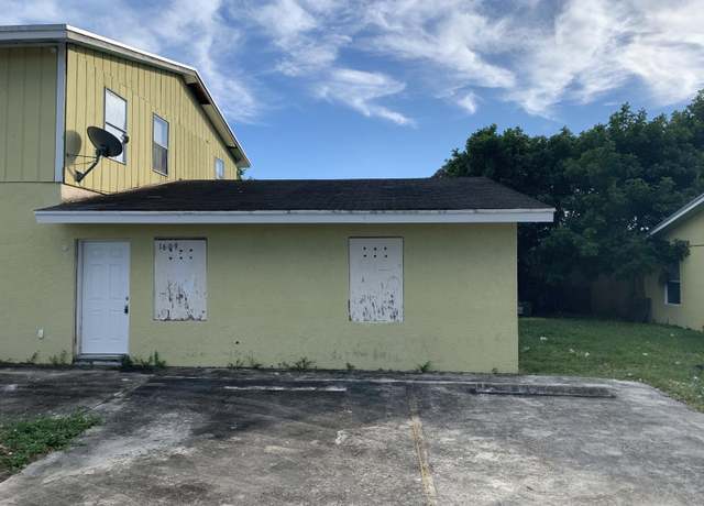 Property at 1609 W 28th C St Unit C, Riviera Beach, FL 33404, 3 beds, 1 bath