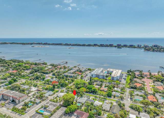 Property at 1511 S Palmway, Lake Worth Beach, FL 33460, 2 beds, 2 baths