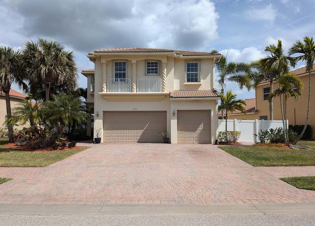 Property at 3104 SW Porpoise Cir, Stuart, FL 34997, 5 beds, 4 baths