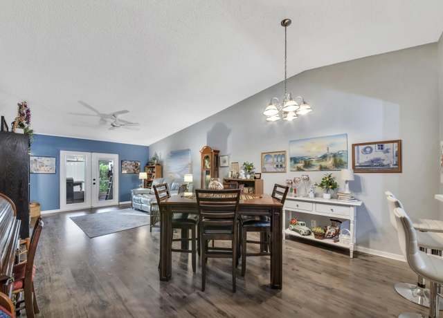 Property at 4355 Lucerne Villas Ln, Lake Worth, FL 33467, 2 beds, 2 baths