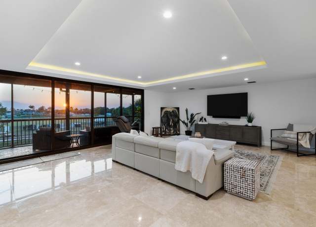 Property at 2785 Polo Island Dr Unit J301, Wellington, FL 33414, 4 beds, 4 baths