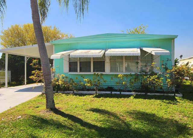 Property at 82 E Caribbean, Port Saint Lucie, FL 34952, 2 beds, 2 baths
