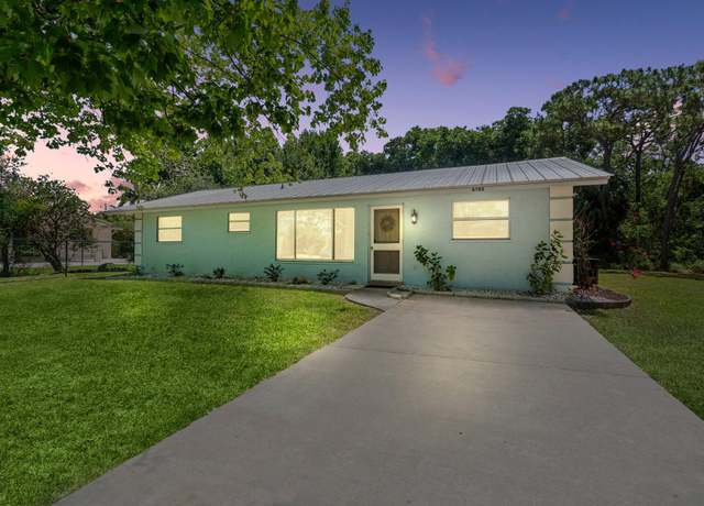 Property at 6503 SE Lillian Ct, Stuart, FL 34997, 3 beds, 2 baths