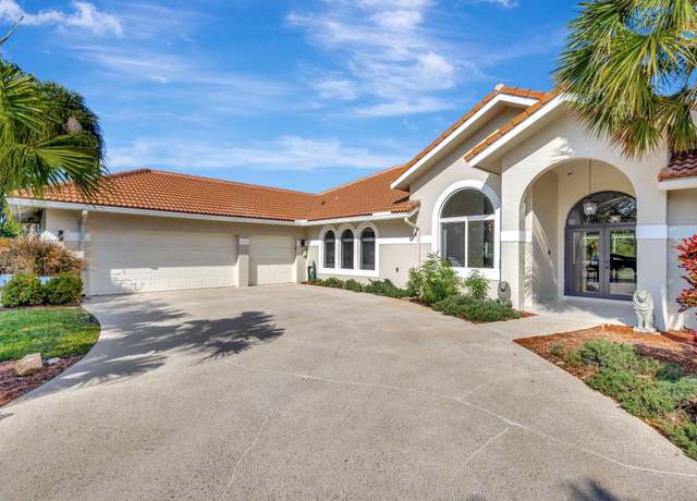 Property at 8584 Wendy Ln E, West Palm Beach, FL 33411, 5 beds, 3.5 baths