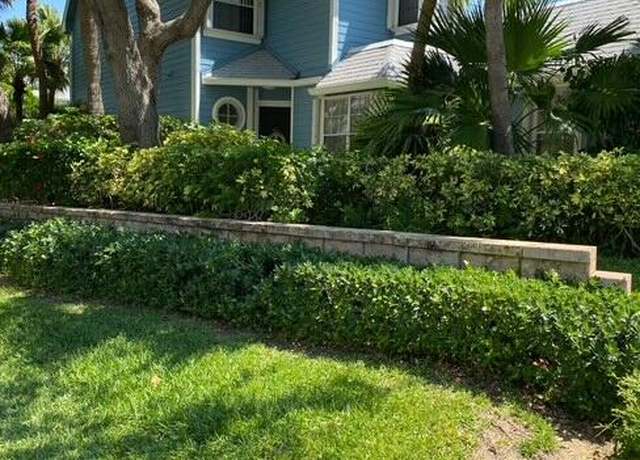 Property at 301 Ocean Dunes Cir, Jupiter, FL 33477, 3 beds, 2.5 baths