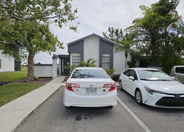 Property at 213 SW Sterret Cir, Port Saint Lucie, FL 34953, 3 beds, 2 baths