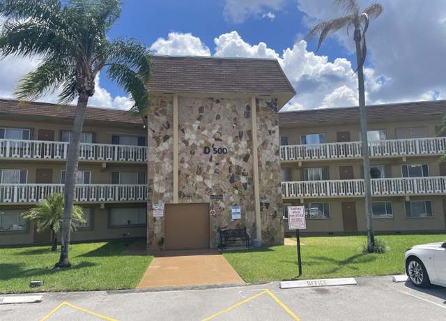 Property at 500 Village Green Cir W #212, Palm Springs, FL 33461, 2 beds, 1.5 baths