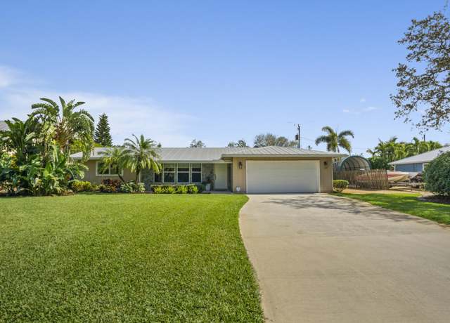 Property at 707 SW Hidden River Ave, Palm City, FL 34990, 3 beds, 2 baths