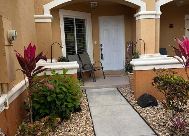 Property at 6145 Sugar Loaf Ln, West Palm Beach, FL 33411, 3 beds, 2.5 baths