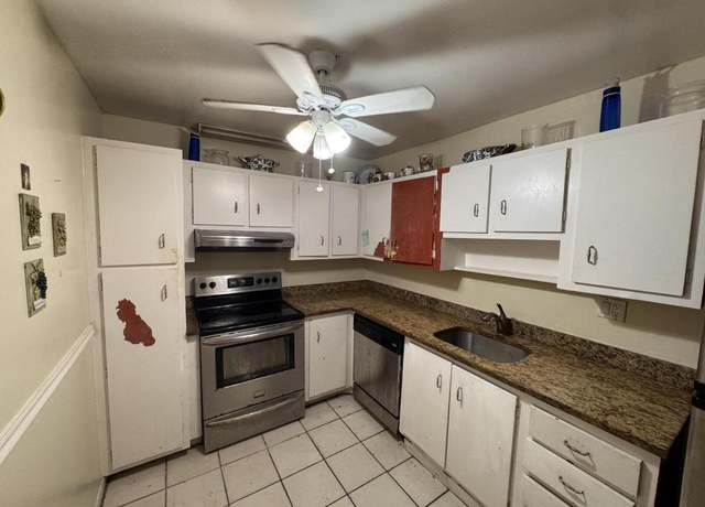 Property at 1400 Saint Charles Pl #317, Pembroke Pines, FL 33026, 2 beds, 2 baths