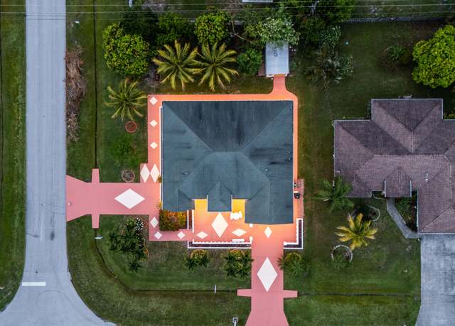 Property at 2853 SE Melaleuca Blvd, Port Saint Lucie, FL 34952, 4 beds, 3 baths